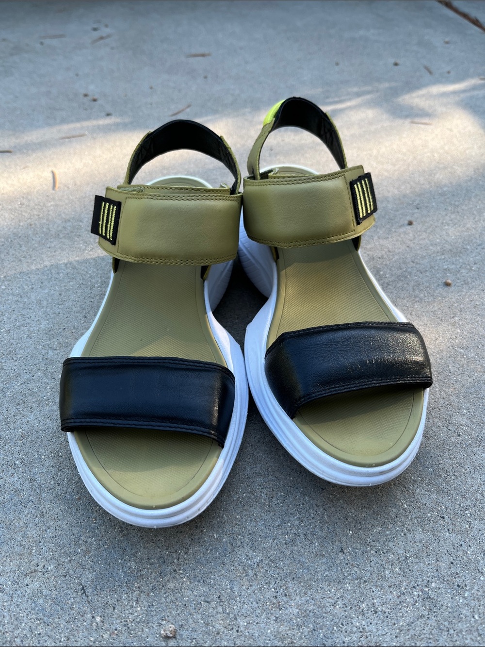 Sorel Olive Green and Black Sport Sandals